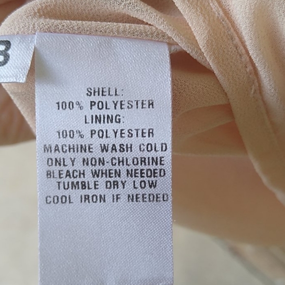 Loft Dress - Picture 5 of 5